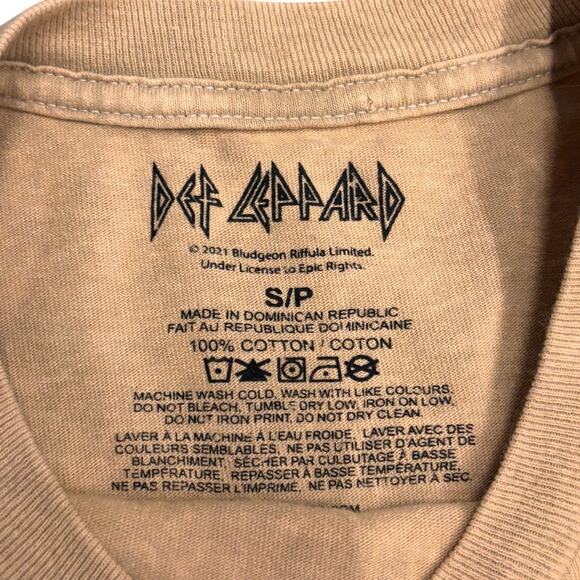 Def Leppard High N Dry Cut Off Crop T-Shirt Size Small Tan Pink Grunge Leopard - Picture 6 of 7